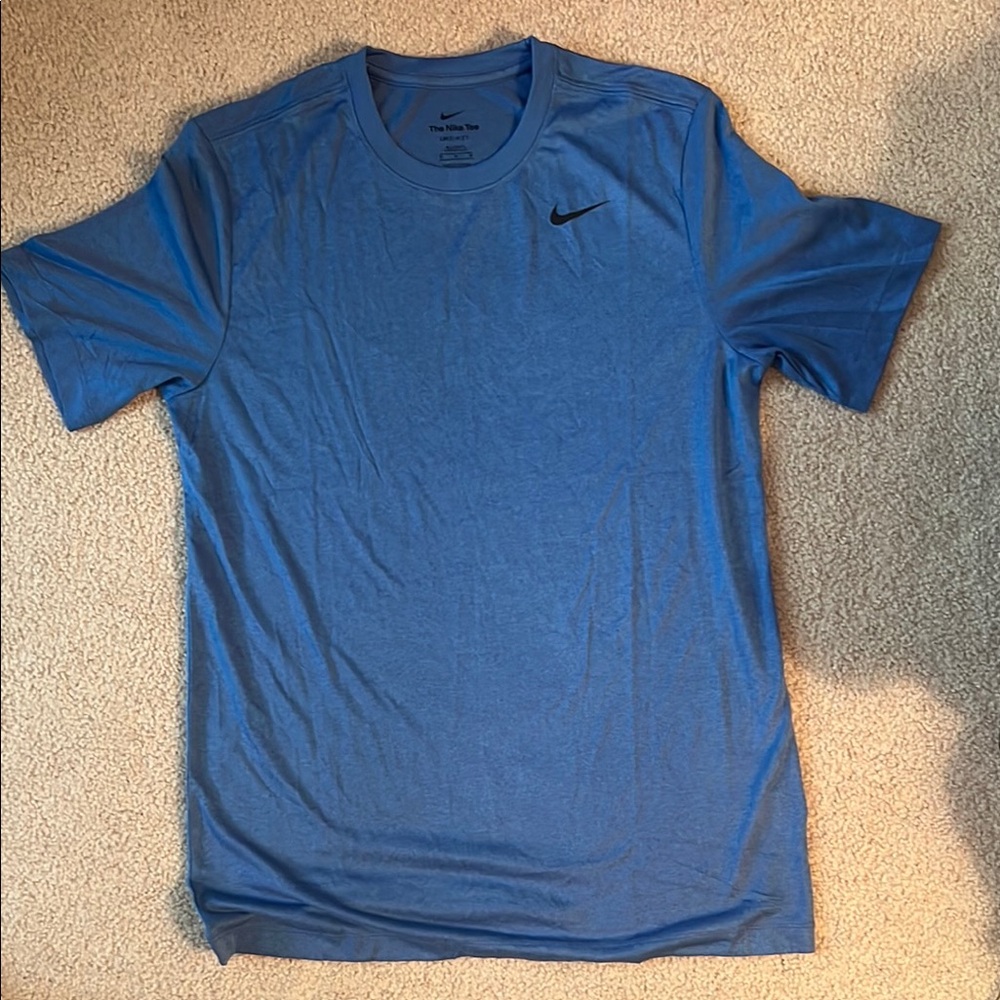 Nike Men's Blue T-Shirt
